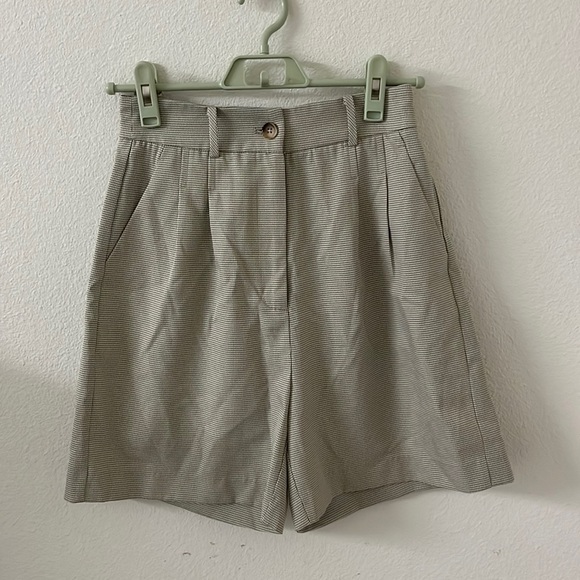 New modref light brown houndstooth super high waisted shorts size small - Picture 1 of 5
